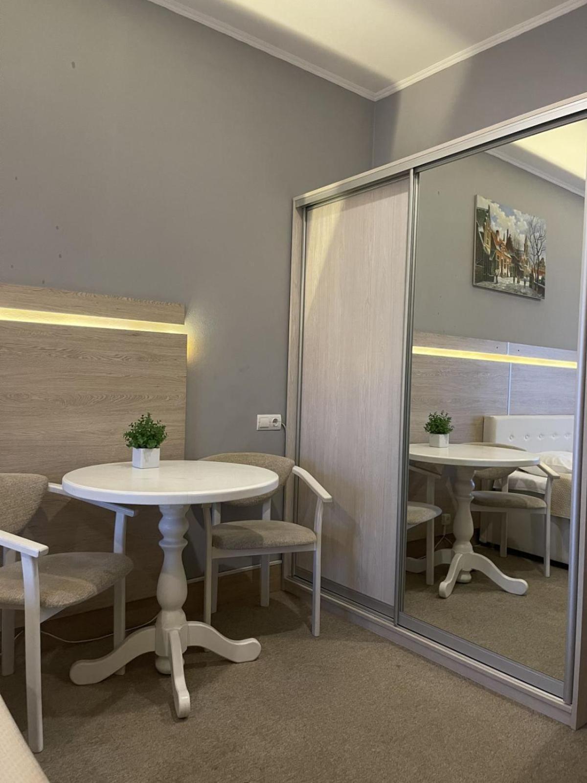 Hotel Київські Ночі Exterior foto
